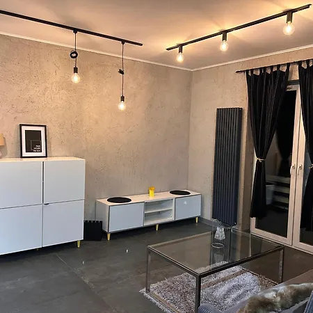 Nowy Nikisz קטוביץ